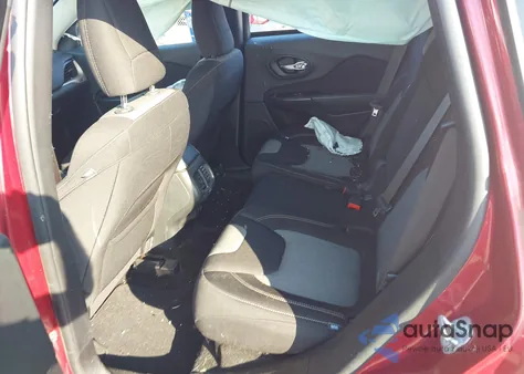 2014 Jeep Cherokee Latitude z USA, uszkodzony, nr VIN 1C4PJMCS8EW150488